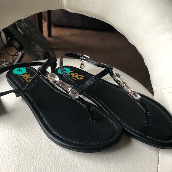 G by GUESS is now GBG Los Angeles. Size 8 - Picture 3 of 10